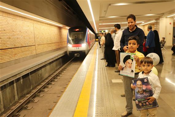 خدمات رسانی شرکت مترو - حضور پر شور مردم در راهپیمایی روز جهانی قدس فروردین 1403